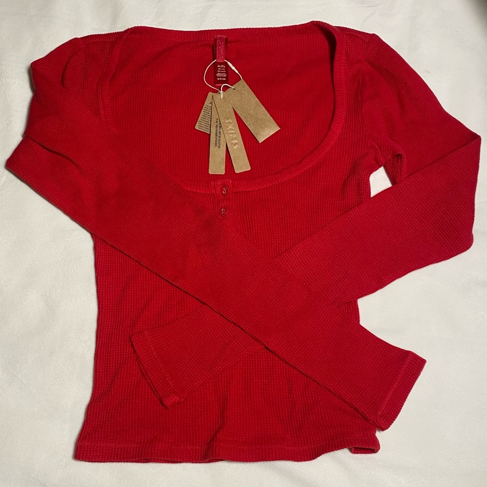 SKIMS Red Fitted long sleeve lounge shirt